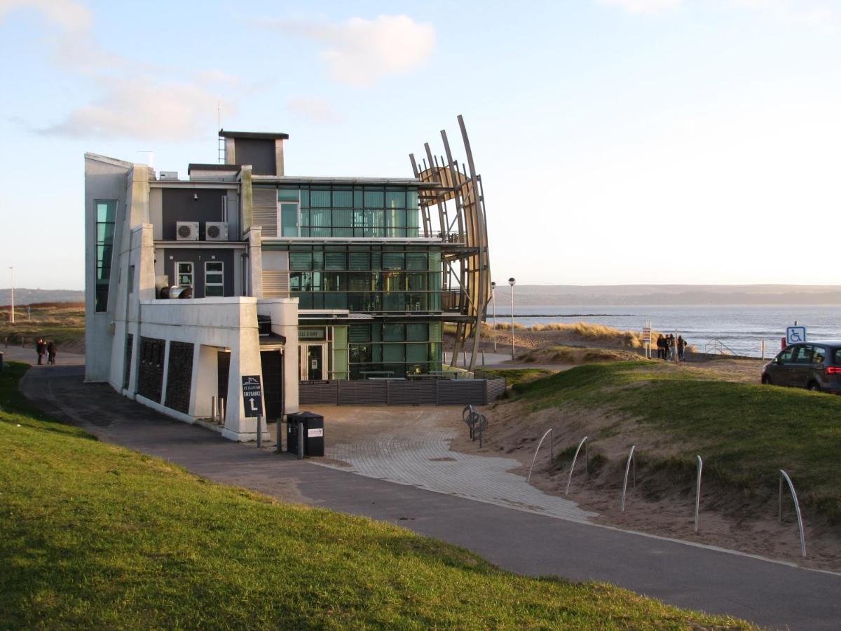 Bay View Apartment Llanelli Exterior photo